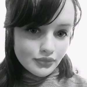 Meet your Posher, Dori